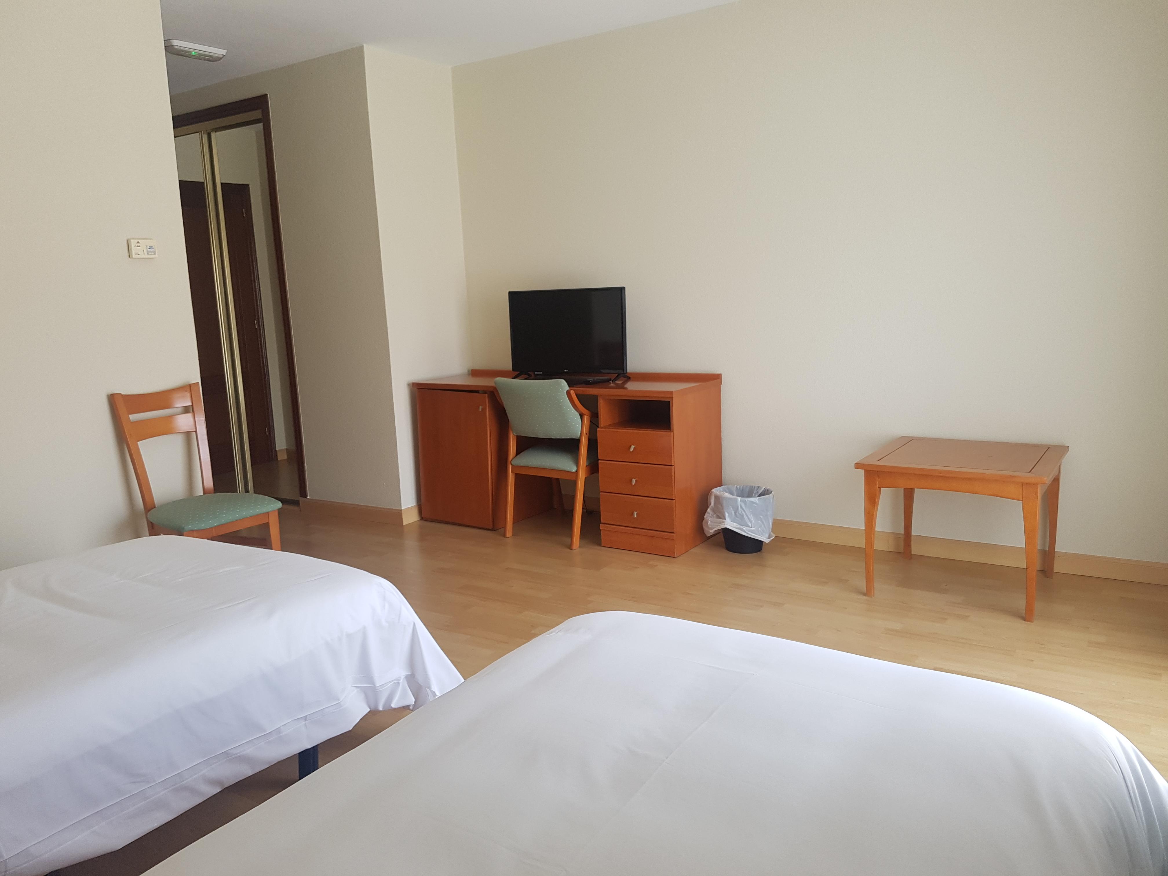 Hotel Arcea Villaviciosa Zewnętrze zdjęcie